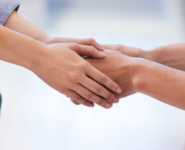 고객심리를 기반으로 VOC 분석과 QA 평가를 개선하는 CS운영 구조 설명 이미지