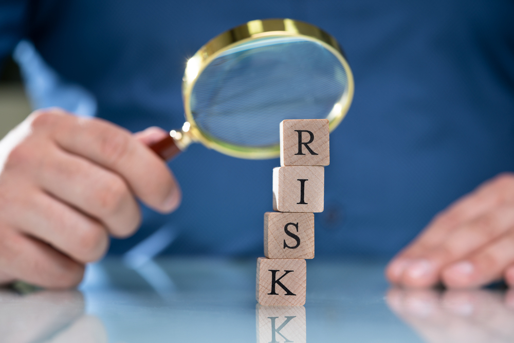 CS비용 절감과 운영 리스크 구조를 설명하는 인사이트 이미지